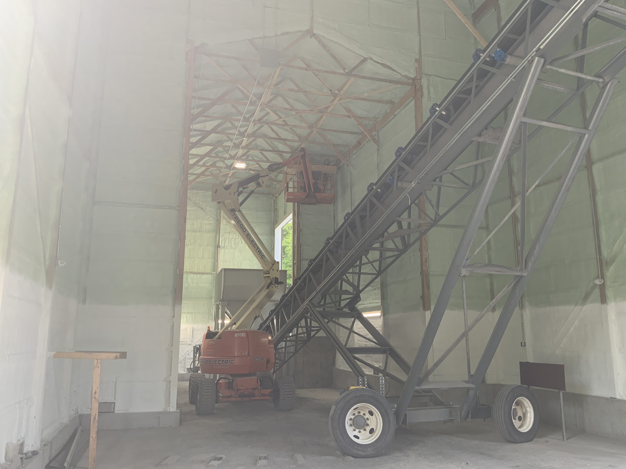 Lift-assisted electrical installation